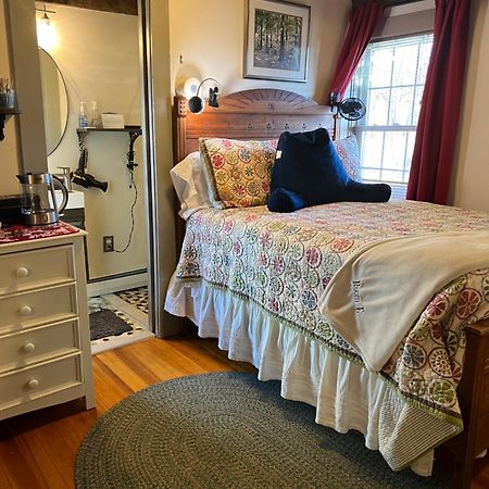 Hallowell Rooming House Екстер'єр фото